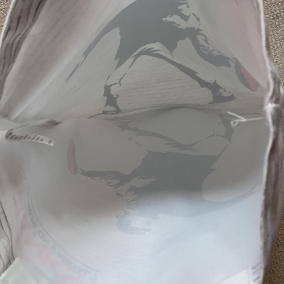Banksy Exhibit official tote (new) - Picture 4 of 7